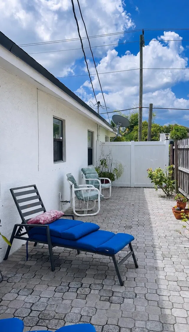 West Palm Beach Residence photo 21
