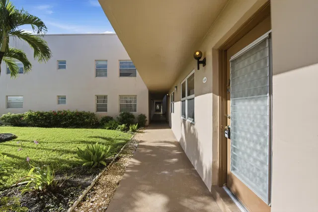 Residence photo 5