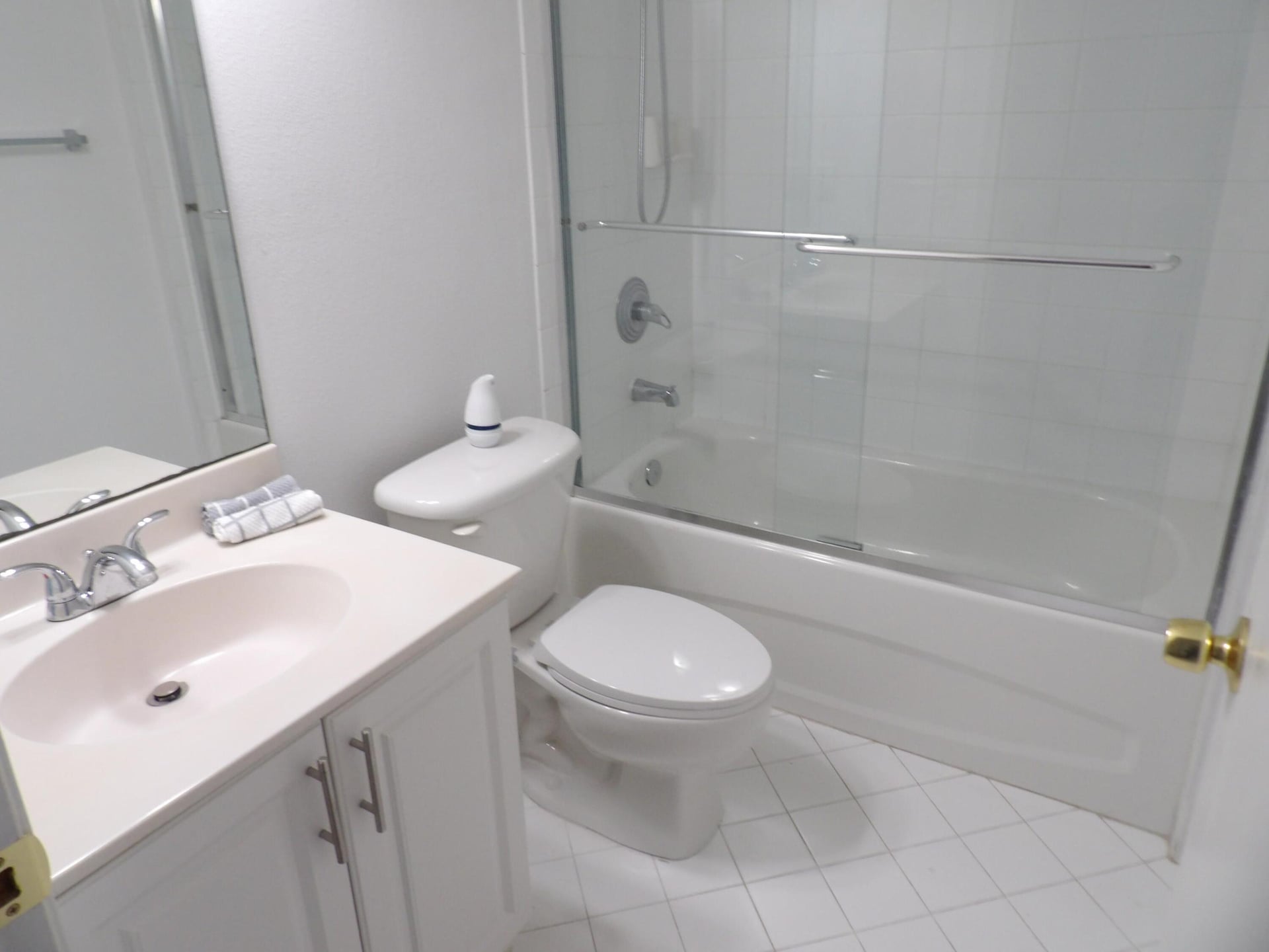 Unit 201 photo 9