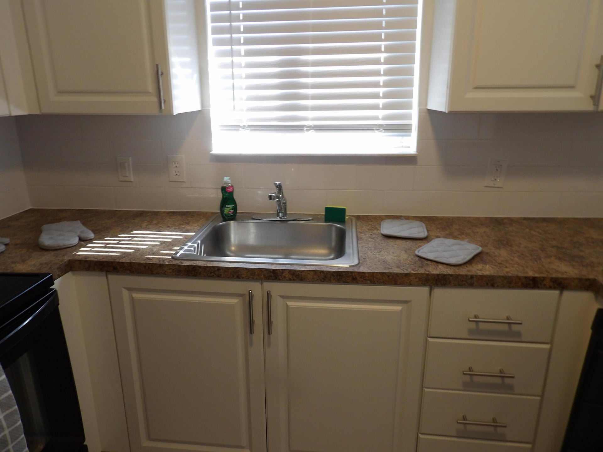 Unit 201 photo 11