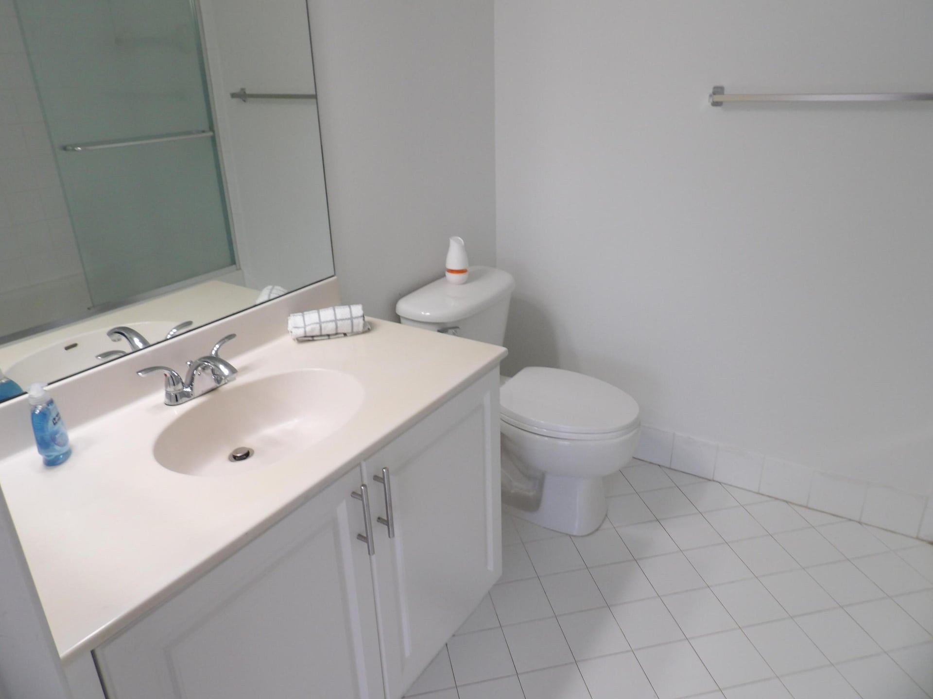 Unit 201 photo 12