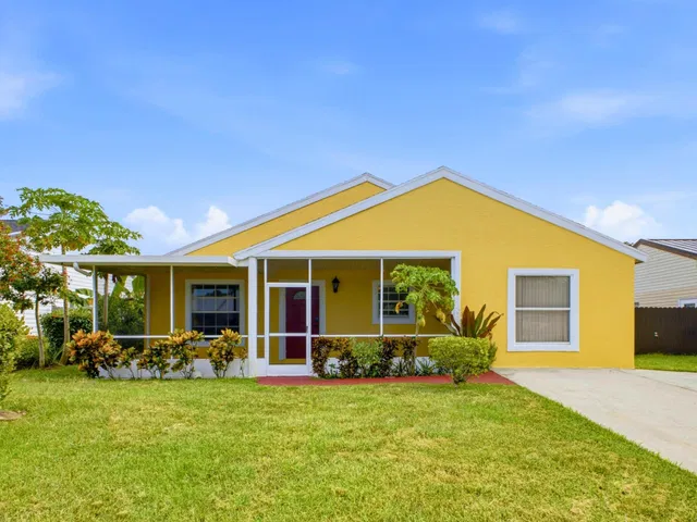 Residence photo 3