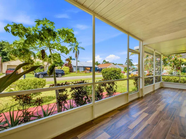 Residence photo 9