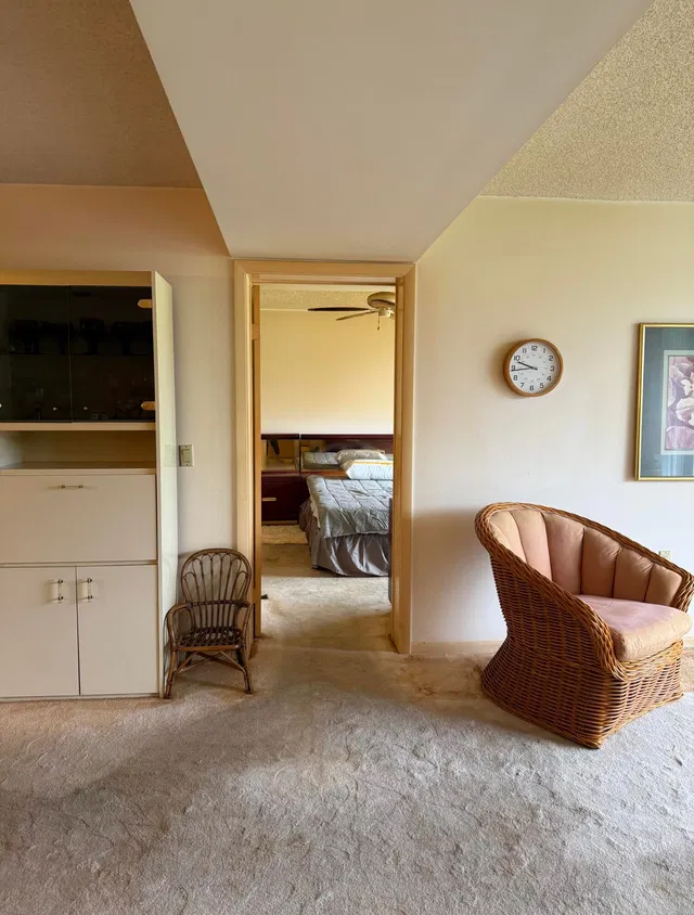 Unit 103 photo 17