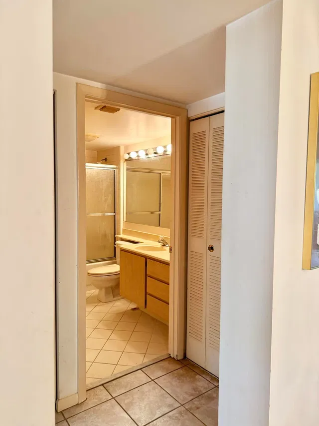 Unit 103 photo 44