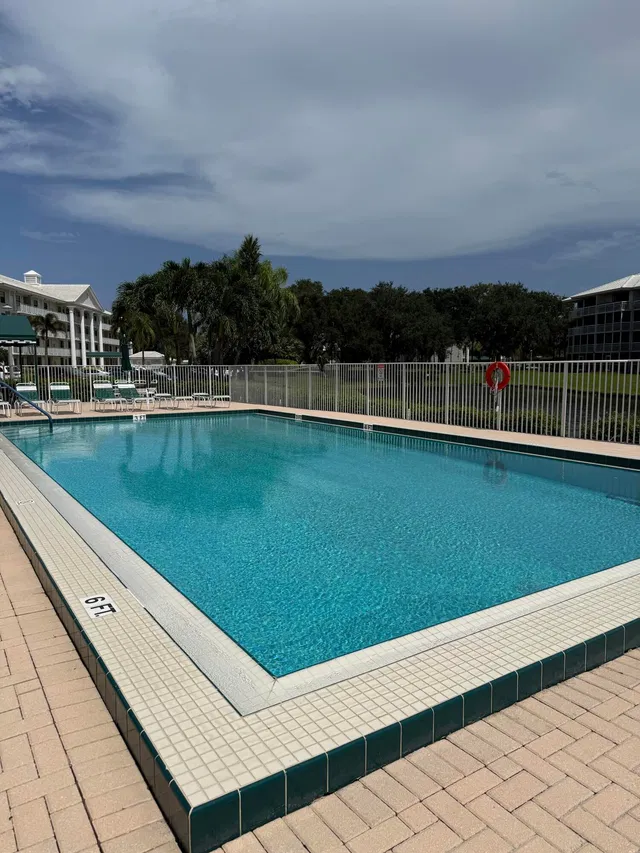 Unit 103 photo 48