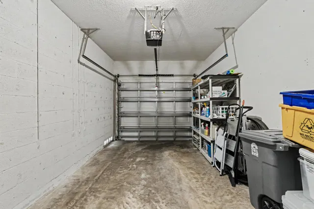 Residence photo 26