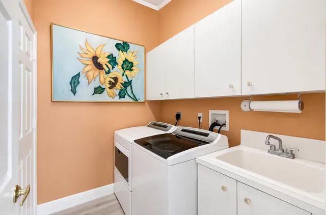 Residence photo 19