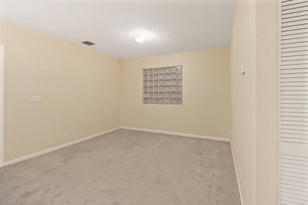 Residence photo 11