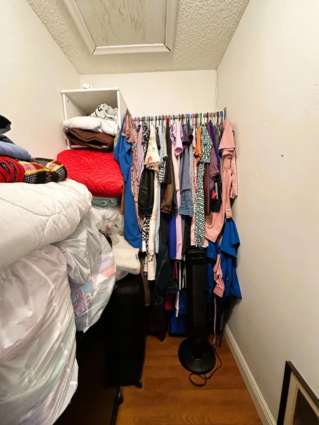 Unit C photo 10