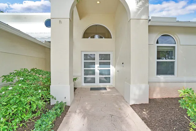 Residence photo 17