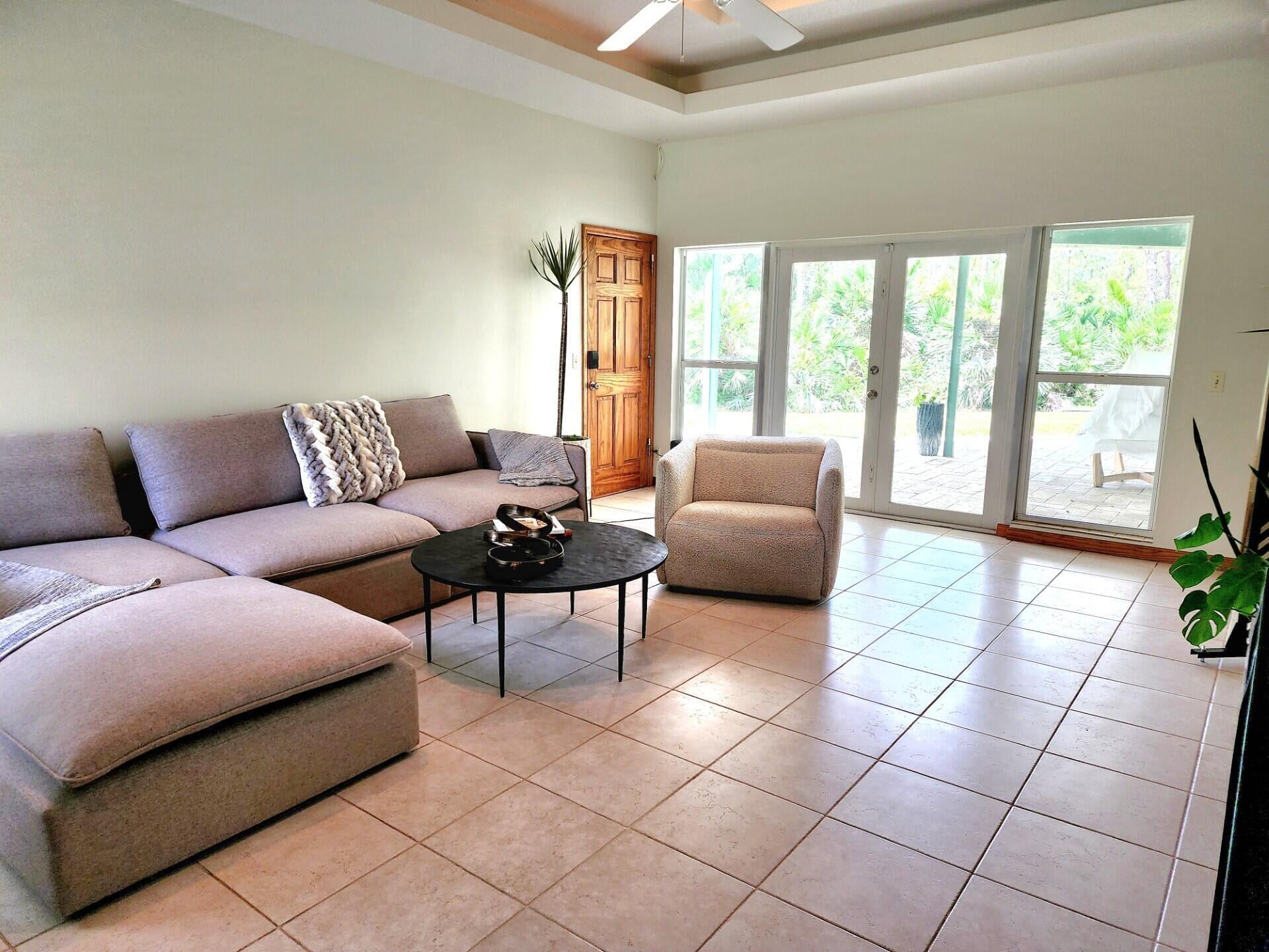 Residence photo 9