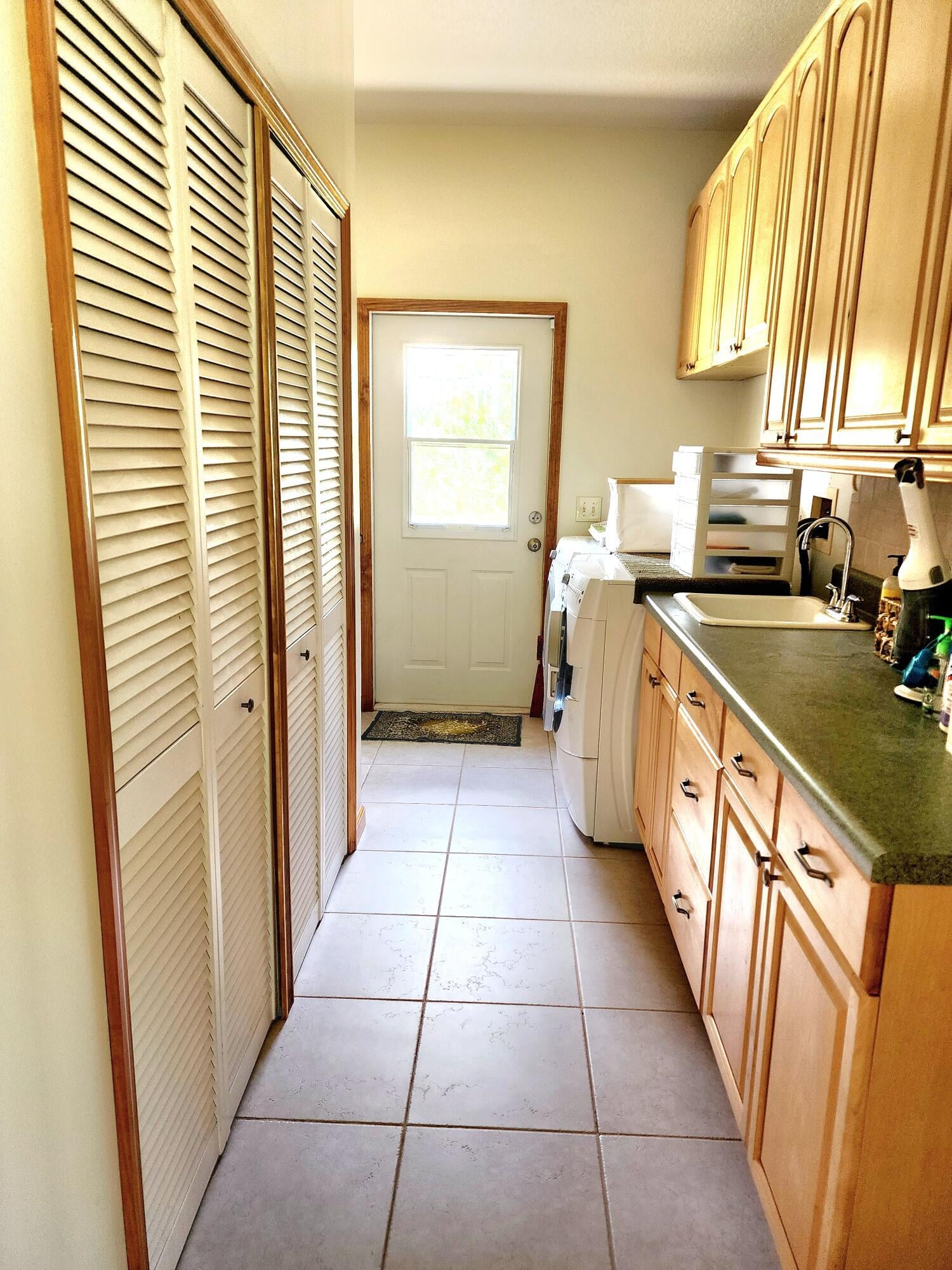 Residence photo 24