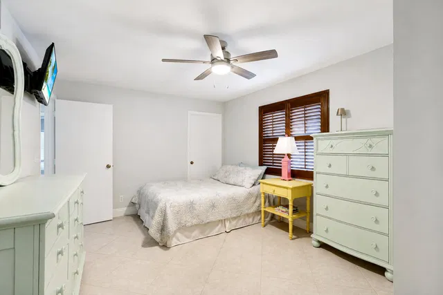 Residence photo 15