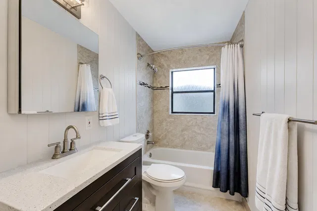 Residence photo 17