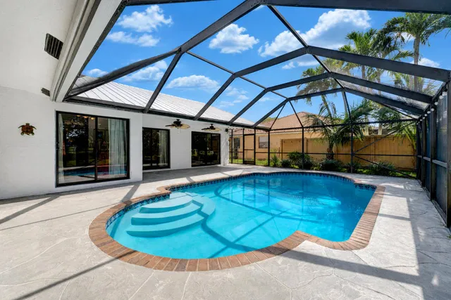 Residence photo 18
