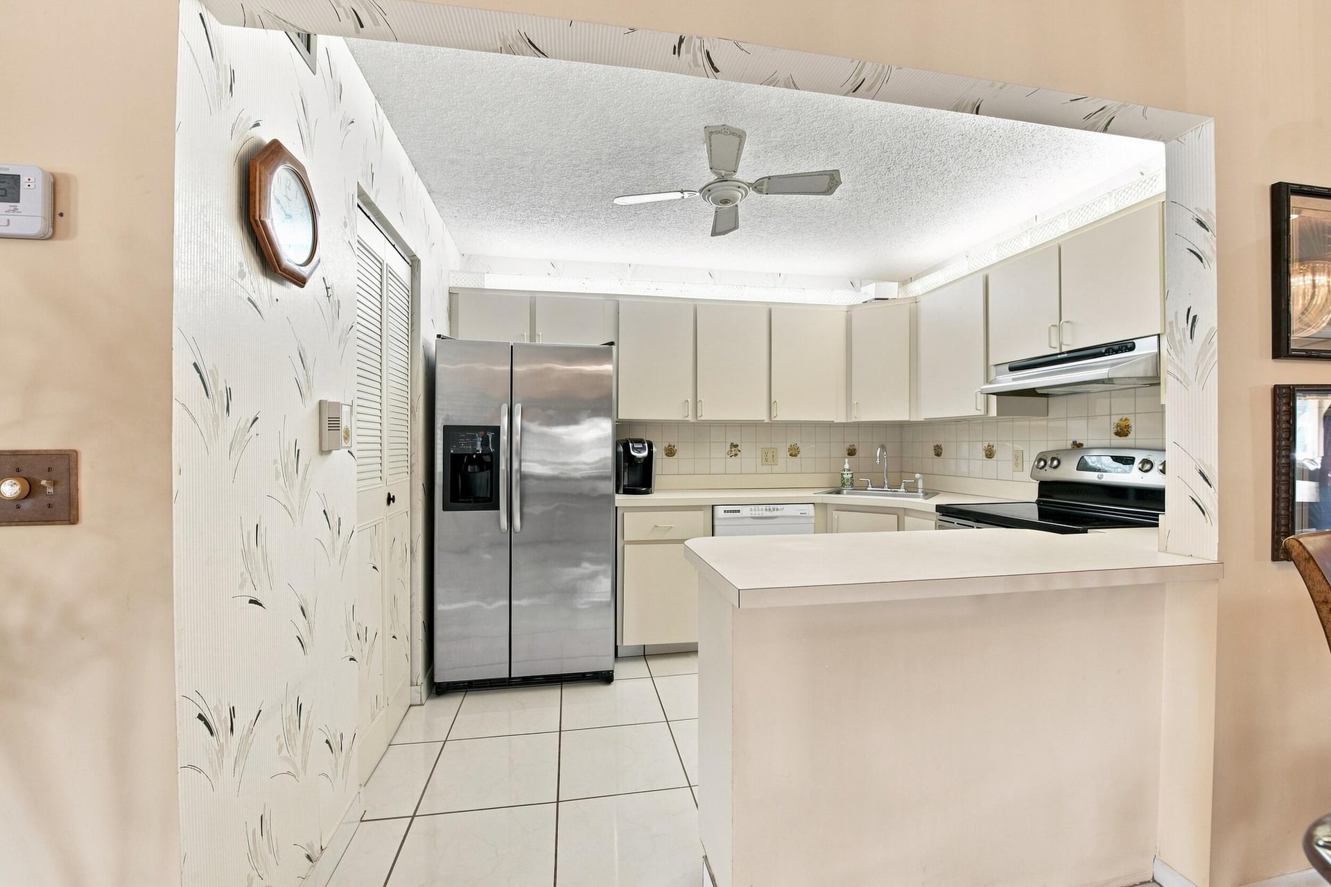 Unit A-2 photo 12