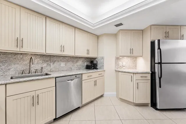 South Palm Beach Unit 509 photo 6
