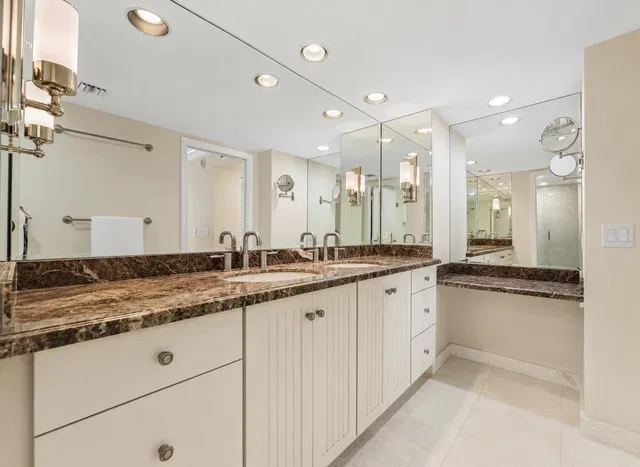 South Palm Beach Unit 509 photo 8