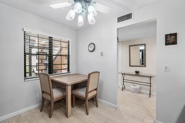 Residence photo 9