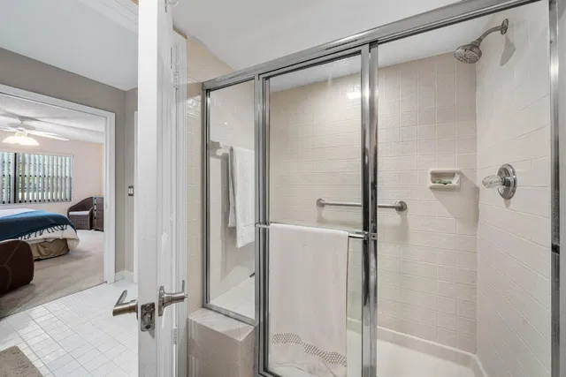 Residence photo 25