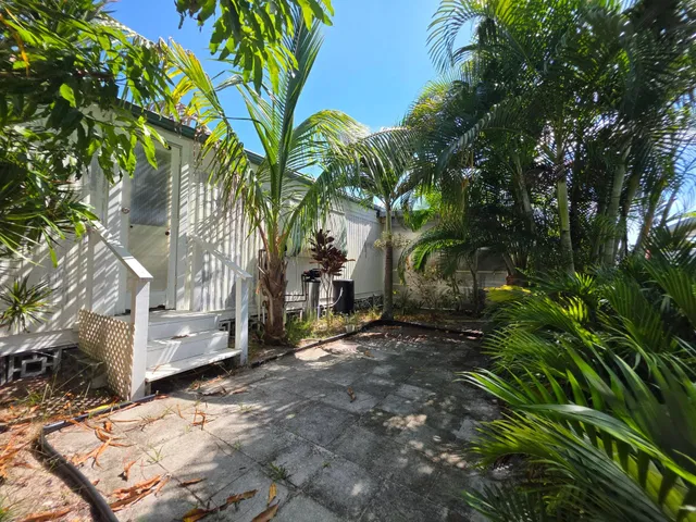 Residence photo 16