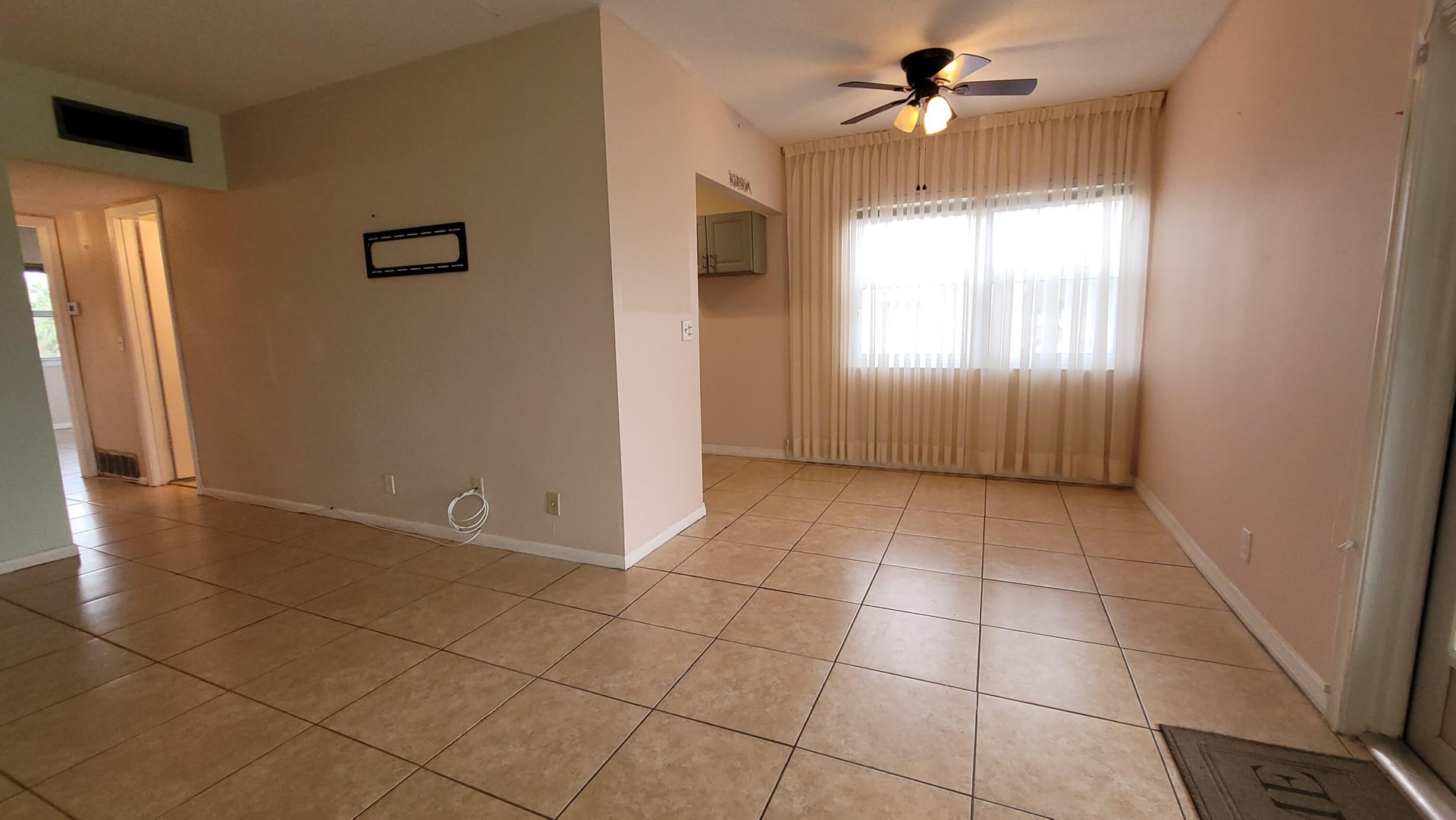 Residence photo 5