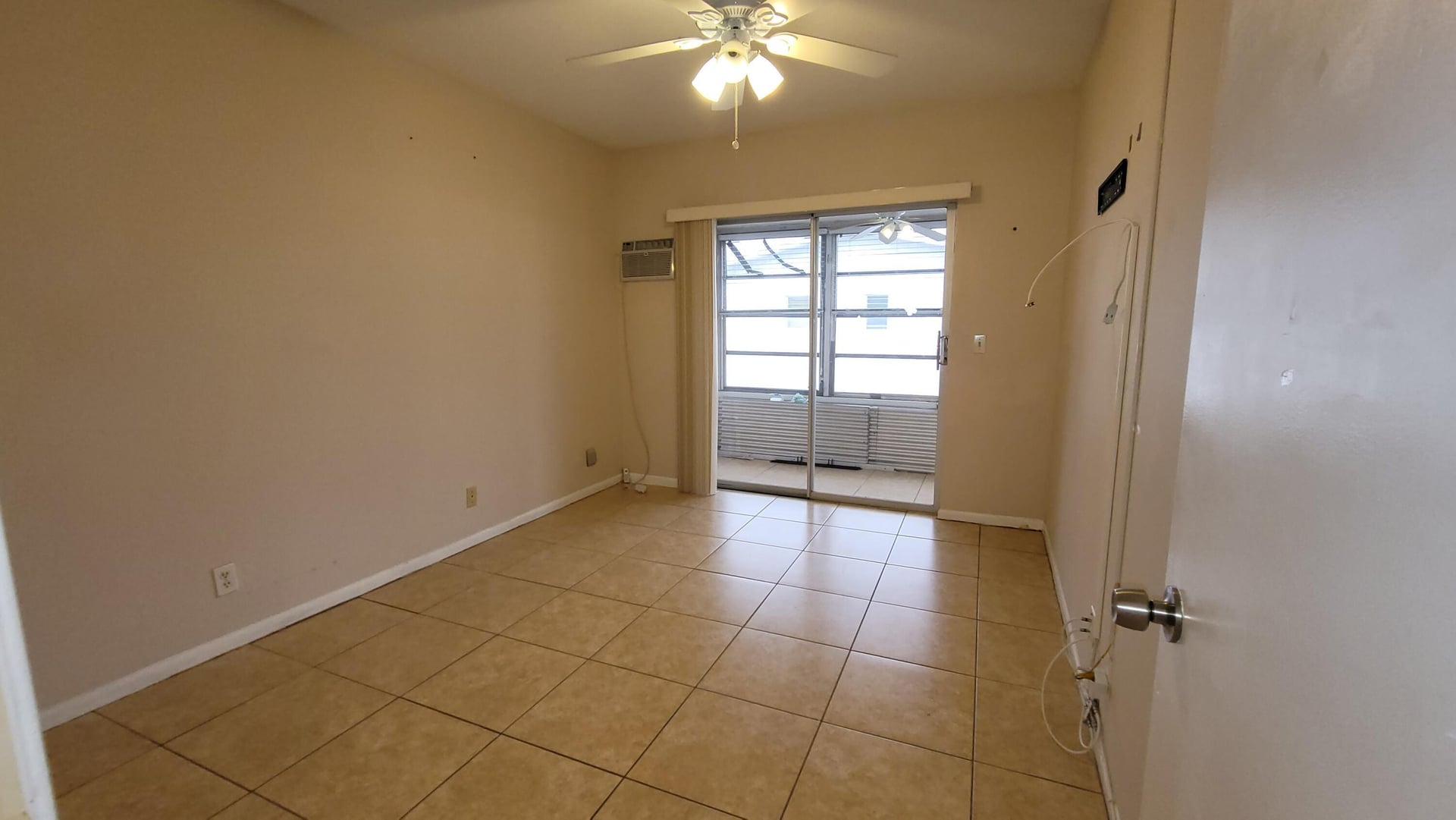 Residence photo 16