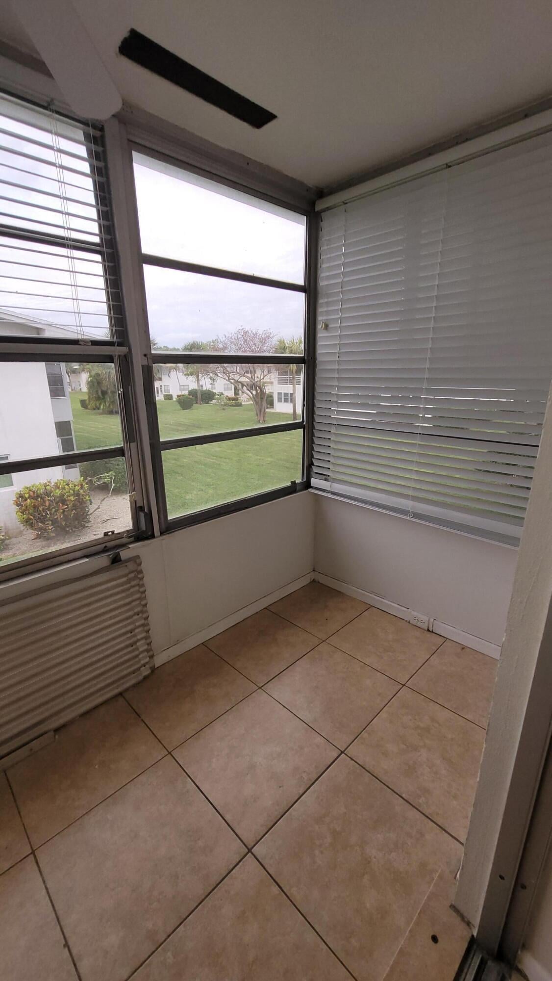 Residence photo 19