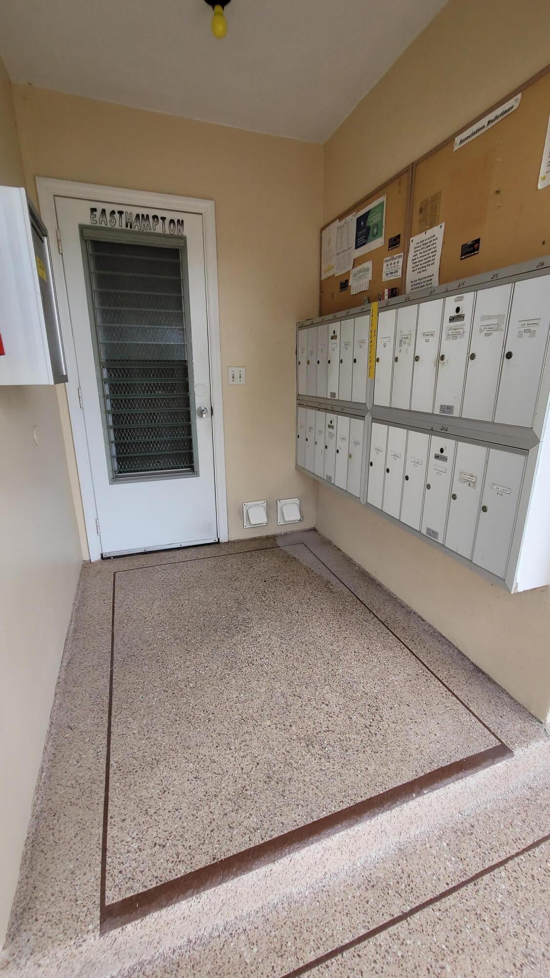 Residence photo 24