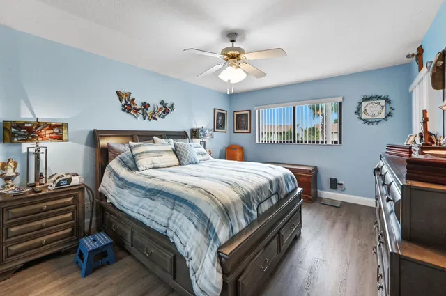 Unit 202 photo 13