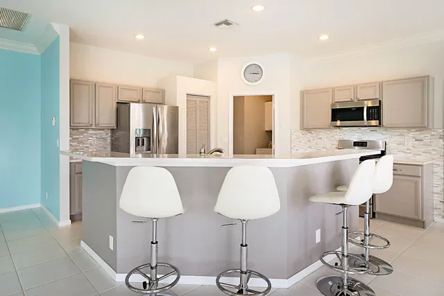  Residence photo 9