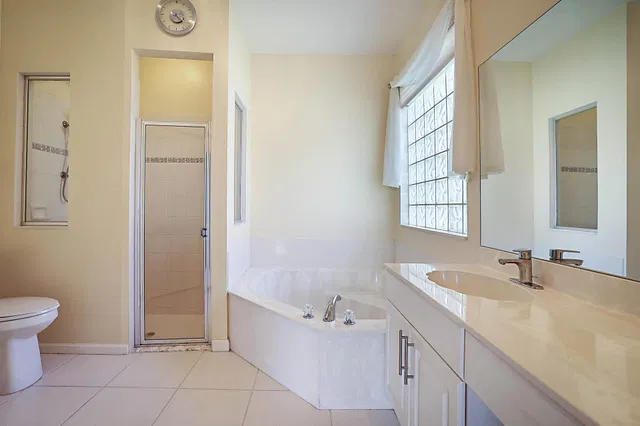  Residence photo 12