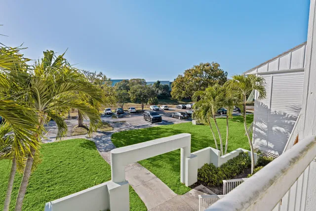 PGA National Palm Beach Gardens Residence photo 22