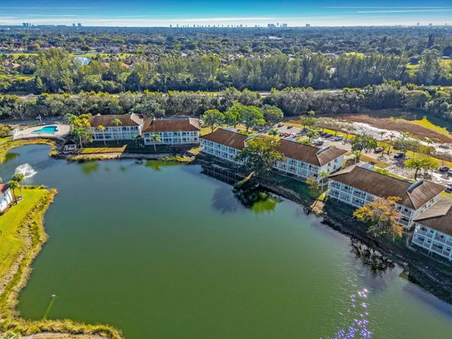PGA National Palm Beach Gardens Residence photo 32