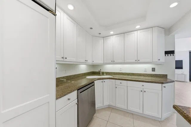 Harbour Point Singer Island Residence photo 12
