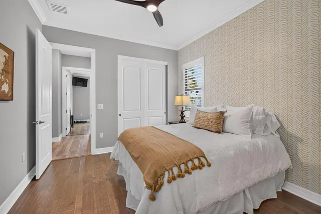 Residence photo 43