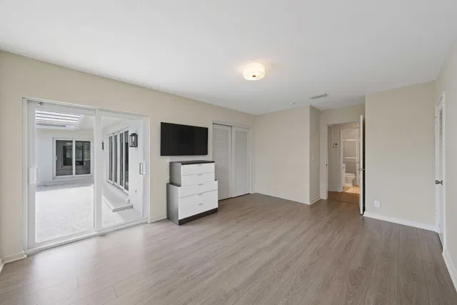 Residence photo 18