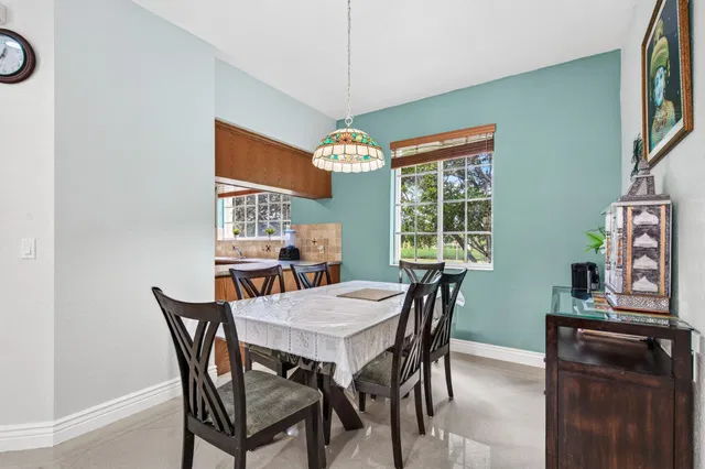  Residence photo 27
