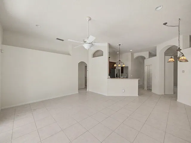 Residence photo 17