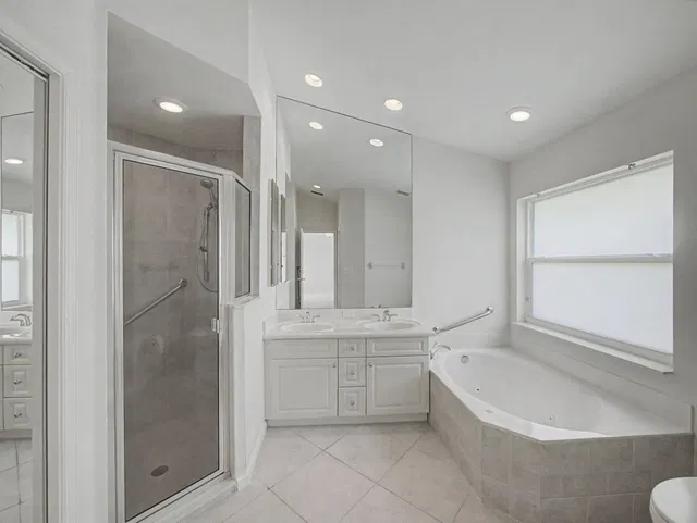  Residence photo 21