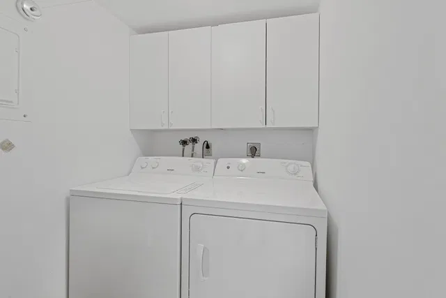 Unit 321 photo 9