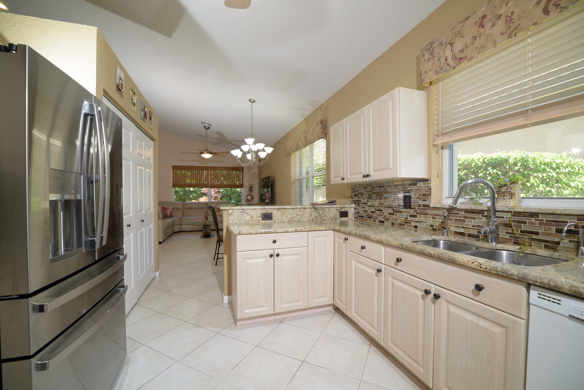  Residence photo 6