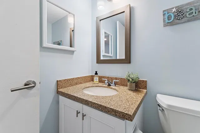  Unit A407 photo 6