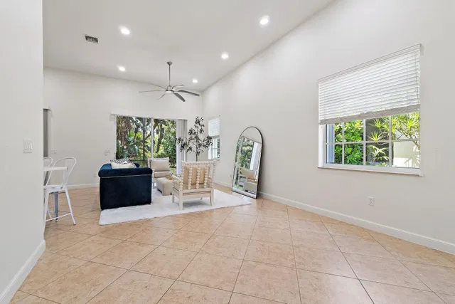 Evergrene Palm Beach Gardens Residence photo 14