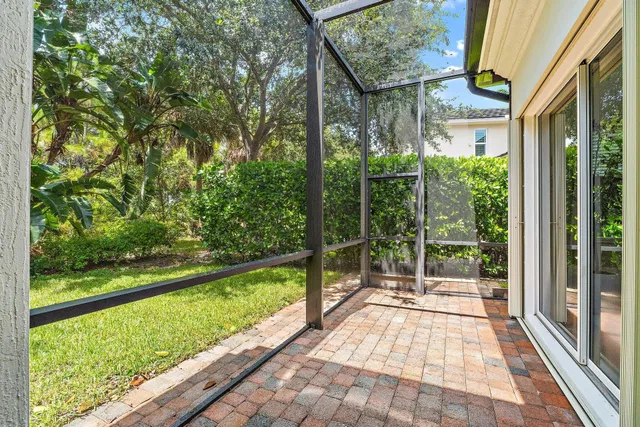 Evergrene Palm Beach Gardens Residence photo 29