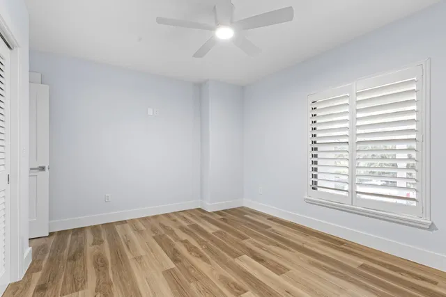 Unit C203 photo 14