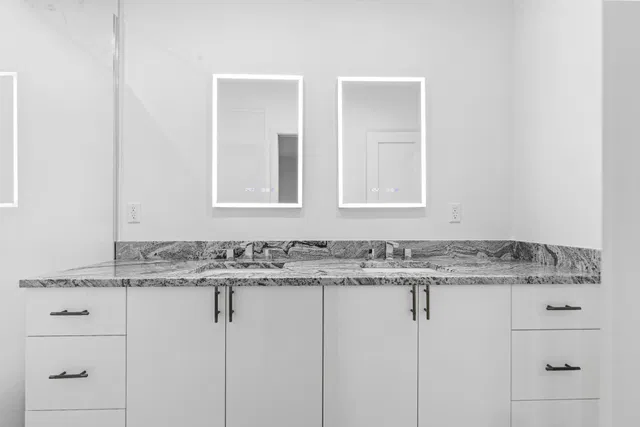 Unit C203 photo 16