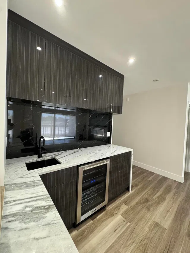 Unit C203 photo 29