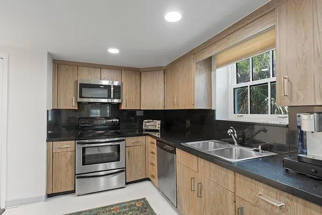 South Palm Beach Unit 2160 photo 4